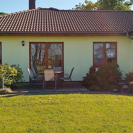 Ferienhaus Bei Familie Gau In Schaprode Exterior photo